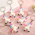 12 Mini Chaveiros - Modelos Sortidos